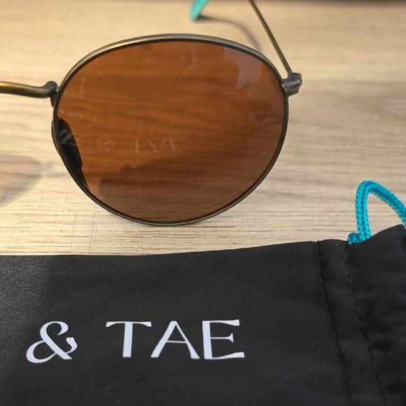 Shady Rays Tangle Free Aston - Picture 2 of 5